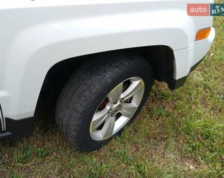 Белый Джип Патриот, объемом двигателя 2.36 л и пробегом 148 тыс. км за 11200 $, фото 15 на Automoto.ua