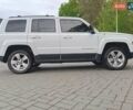 Белый Джип Патриот, объемом двигателя 2.36 л и пробегом 230 тыс. км за 12799 $, фото 4 на Automoto.ua