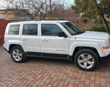 Белый Джип Патриот, объемом двигателя 2.36 л и пробегом 95 тыс. км за 10200 $, фото 5 на Automoto.ua