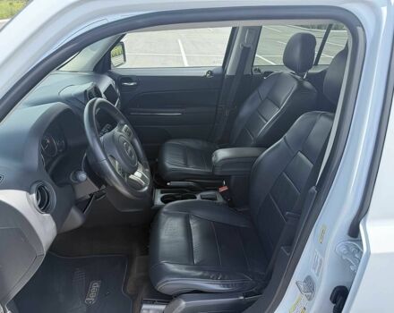 Білий Джип Patriot, об'ємом двигуна 2.4 л та пробігом 80 тис. км за 6500 $, фото 7 на Automoto.ua