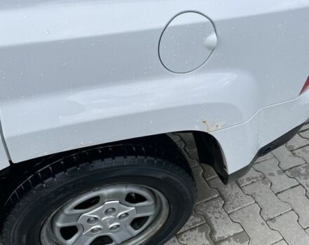 Белый Джип Патриот, объемом двигателя 2.4 л и пробегом 275 тыс. км за 8250 $, фото 8 на Automoto.ua