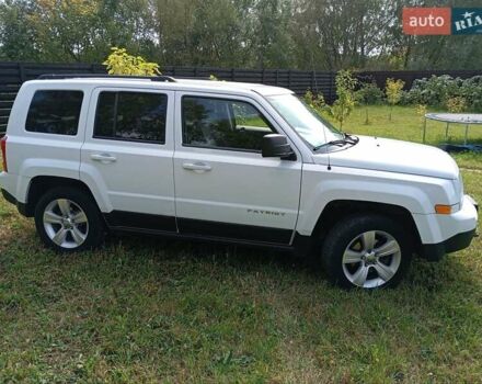 Белый Джип Патриот, объемом двигателя 2.36 л и пробегом 148 тыс. км за 11200 $, фото 8 на Automoto.ua