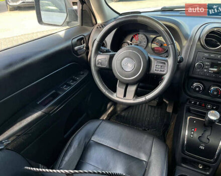 Белый Джип Патриот, объемом двигателя 2 л и пробегом 108 тыс. км за 10490 $, фото 30 на Automoto.ua