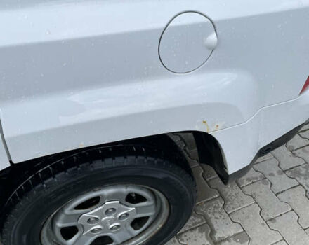 Белый Джип Патриот, объемом двигателя 2.36 л и пробегом 275 тыс. км за 7300 $, фото 9 на Automoto.ua