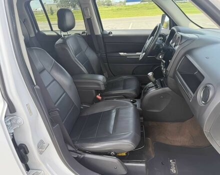 Белый Джип Патриот, объемом двигателя 2.4 л и пробегом 81 тыс. км за 5200 $, фото 10 на Automoto.ua