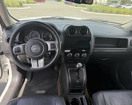 Белый Джип Патриот, объемом двигателя 2.4 л и пробегом 81 тыс. км за 5200 $, фото 9 на Automoto.ua