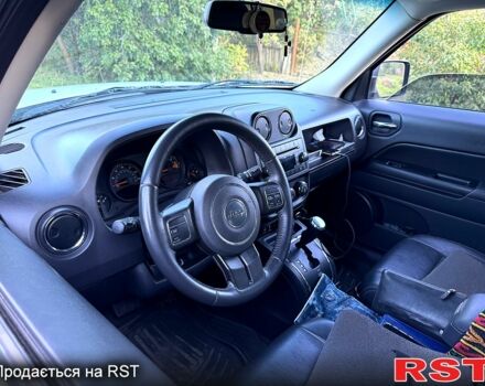 Белый Джип Патриот, объемом двигателя 2.4 л и пробегом 82 тыс. км за 11200 $, фото 6 на Automoto.ua