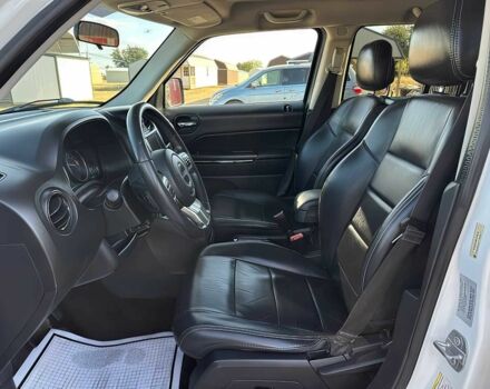 Белый Джип Патриот, объемом двигателя 2.4 л и пробегом 75 тыс. км за 7000 $, фото 8 на Automoto.ua