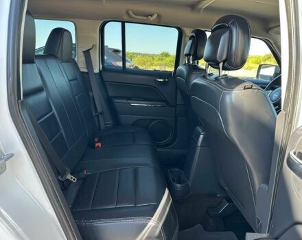 Белый Джип Патриот, объемом двигателя 2.4 л и пробегом 75 тыс. км за 7000 $, фото 12 на Automoto.ua