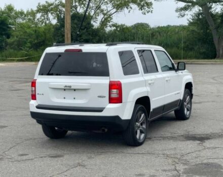 Белый Джип Патриот, объемом двигателя 2.4 л и пробегом 72 тыс. км за 3500 $, фото 3 на Automoto.ua