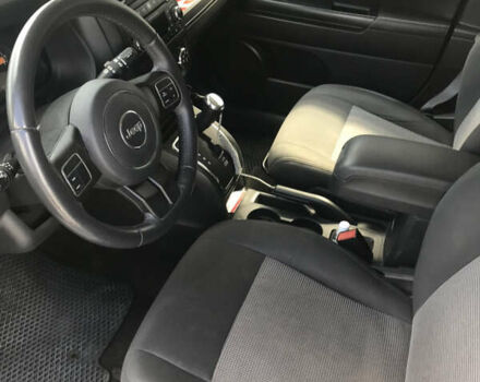 Белый Джип Патриот, объемом двигателя 2.4 л и пробегом 120 тыс. км за 10200 $, фото 5 на Automoto.ua