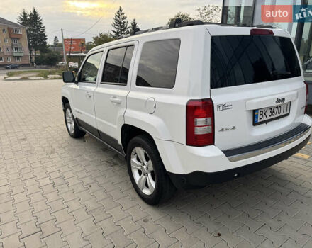 Белый Джип Патриот, объемом двигателя 2.36 л и пробегом 126 тыс. км за 12999 $, фото 6 на Automoto.ua