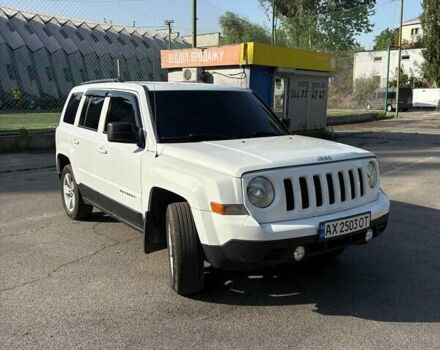 Белый Джип Патриот, объемом двигателя 2.36 л и пробегом 170 тыс. км за 11500 $, фото 4 на Automoto.ua