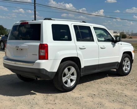 Белый Джип Патриот, объемом двигателя 2.4 л и пробегом 75 тыс. км за 7000 $, фото 4 на Automoto.ua