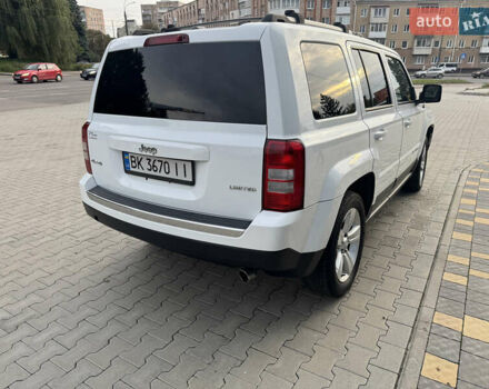 Белый Джип Патриот, объемом двигателя 2.36 л и пробегом 126 тыс. км за 12999 $, фото 4 на Automoto.ua