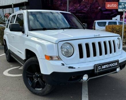 Белый Джип Патриот, объемом двигателя 2.36 л и пробегом 116 тыс. км за 11990 $, фото 1 на Automoto.ua
