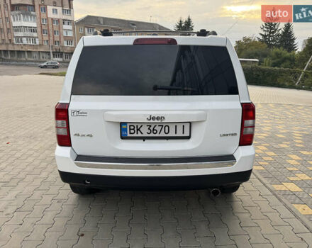 Белый Джип Патриот, объемом двигателя 2.36 л и пробегом 126 тыс. км за 12999 $, фото 5 на Automoto.ua