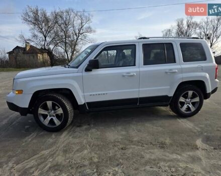 Белый Джип Патриот, объемом двигателя 2.36 л и пробегом 104 тыс. км за 11500 $, фото 2 на Automoto.ua