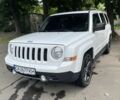 Білий Джип Patriot, об'ємом двигуна 2 л та пробігом 156 тис. км за 10500 $, фото 1 на Automoto.ua