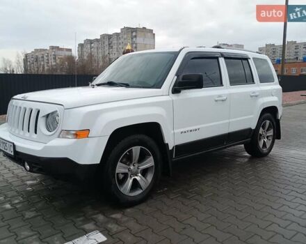 Білий Джип Patriot, об'ємом двигуна 2.36 л та пробігом 80 тис. км за 12700 $, фото 8 на Automoto.ua