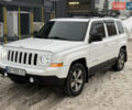 Белый Джип Патриот, объемом двигателя 2.4 л и пробегом 124 тыс. км за 9900 $, фото 1 на Automoto.ua