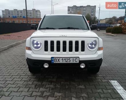 Білий Джип Patriot, об'ємом двигуна 2.36 л та пробігом 80 тис. км за 12700 $, фото 4 на Automoto.ua