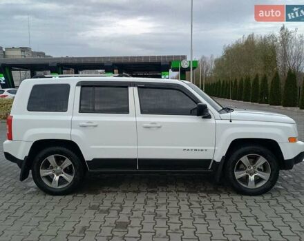 Білий Джип Patriot, об'ємом двигуна 2.36 л та пробігом 80 тис. км за 12700 $, фото 11 на Automoto.ua