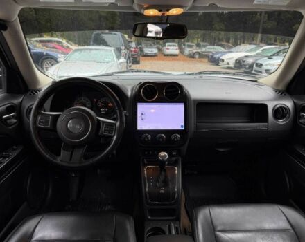 Белый Джип Патриот, объемом двигателя 2.4 л и пробегом 53 тыс. км за 5400 $, фото 8 на Automoto.ua