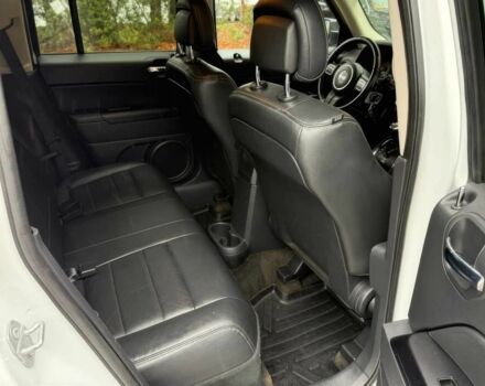 Белый Джип Патриот, объемом двигателя 2.4 л и пробегом 53 тыс. км за 5400 $, фото 11 на Automoto.ua