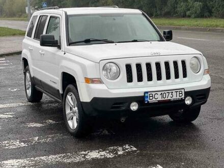 Белый Джип Патриот, объемом двигателя 2.36 л и пробегом 215 тыс. км за 7747 $, фото 1 на Automoto.ua