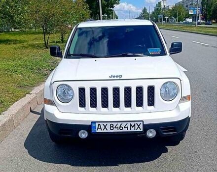 Белый Джип Патриот, объемом двигателя 2.4 л и пробегом 160 тыс. км за 10999 $, фото 1 на Automoto.ua