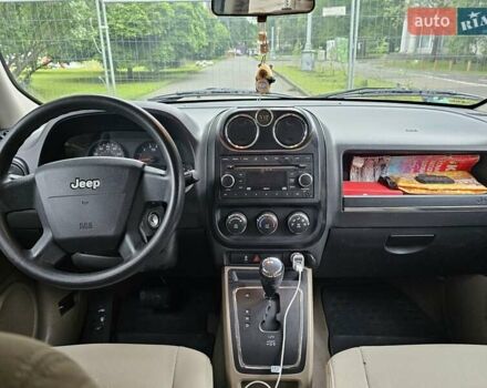 Бежевый Джип Патриот, объемом двигателя 2.36 л и пробегом 220 тыс. км за 7200 $, фото 21 на Automoto.ua