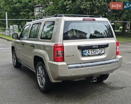 Бежевый Джип Патриот, объемом двигателя 2.36 л и пробегом 220 тыс. км за 7200 $, фото 7 на Automoto.ua
