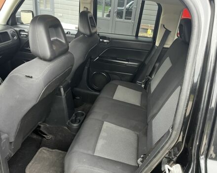 Черный Джип Патриот, объемом двигателя 2 л и пробегом 226 тыс. км за 3100 $, фото 5 на Automoto.ua