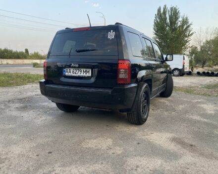 Чорний Джип Patriot, об'ємом двигуна 2.4 л та пробігом 245 тис. км за 6800 $, фото 5 на Automoto.ua
