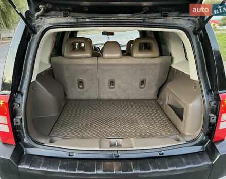 Черный Джип Патриот, объемом двигателя 2.36 л и пробегом 251 тыс. км за 6350 $, фото 19 на Automoto.ua