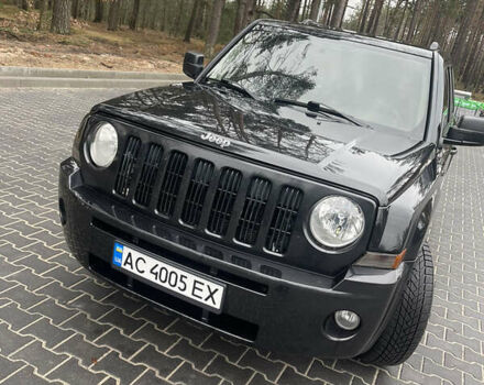 Черный Джип Патриот, объемом двигателя 2 л и пробегом 269 тыс. км за 8300 $, фото 4 на Automoto.ua