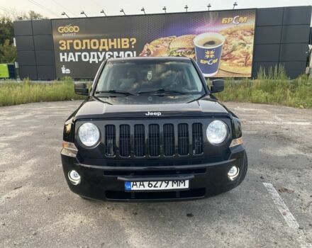 Чорний Джип Patriot, об'ємом двигуна 2.4 л та пробігом 245 тис. км за 6800 $, фото 9 на Automoto.ua