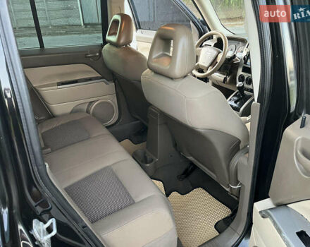 Черный Джип Патриот, объемом двигателя 2.36 л и пробегом 251 тыс. км за 6350 $, фото 18 на Automoto.ua