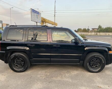 Чорний Джип Patriot, об'ємом двигуна 2.4 л та пробігом 245 тис. км за 6800 $, фото 23 на Automoto.ua