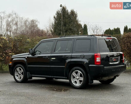 Черный Джип Патриот, объемом двигателя 2.36 л и пробегом 150 тыс. км за 7900 $, фото 9 на Automoto.ua