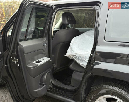 Черный Джип Патриот, объемом двигателя 2.36 л и пробегом 150 тыс. км за 7900 $, фото 32 на Automoto.ua