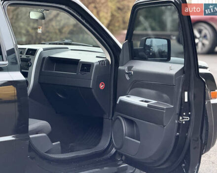 Черный Джип Патриот, объемом двигателя 2.36 л и пробегом 150 тыс. км за 7900 $, фото 28 на Automoto.ua