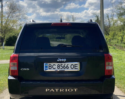 Чорний Джип Patriot, об'ємом двигуна 1.97 л та пробігом 205 тис. км за 9200 $, фото 6 на Automoto.ua