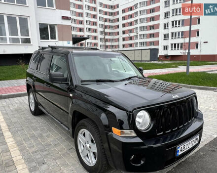 Черный Джип Патриот, объемом двигателя 2.14 л и пробегом 283 тыс. км за 9999 $, фото 4 на Automoto.ua