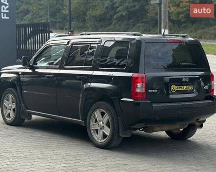 Черный Джип Патриот, объемом двигателя 2.14 л и пробегом 226 тыс. км за 11000 $, фото 3 на Automoto.ua