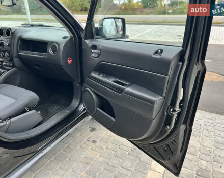 Черный Джип Патриот, объемом двигателя 2.14 л и пробегом 283 тыс. км за 9999 $, фото 30 на Automoto.ua