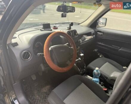 Черный Джип Патриот, объемом двигателя 2.14 л и пробегом 226 тыс. км за 11000 $, фото 19 на Automoto.ua