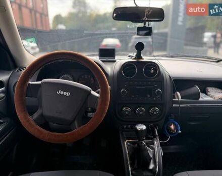 Черный Джип Патриот, объемом двигателя 2.14 л и пробегом 226 тыс. км за 11000 $, фото 11 на Automoto.ua