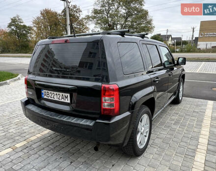 Черный Джип Патриот, объемом двигателя 2.14 л и пробегом 283 тыс. км за 9999 $, фото 5 на Automoto.ua